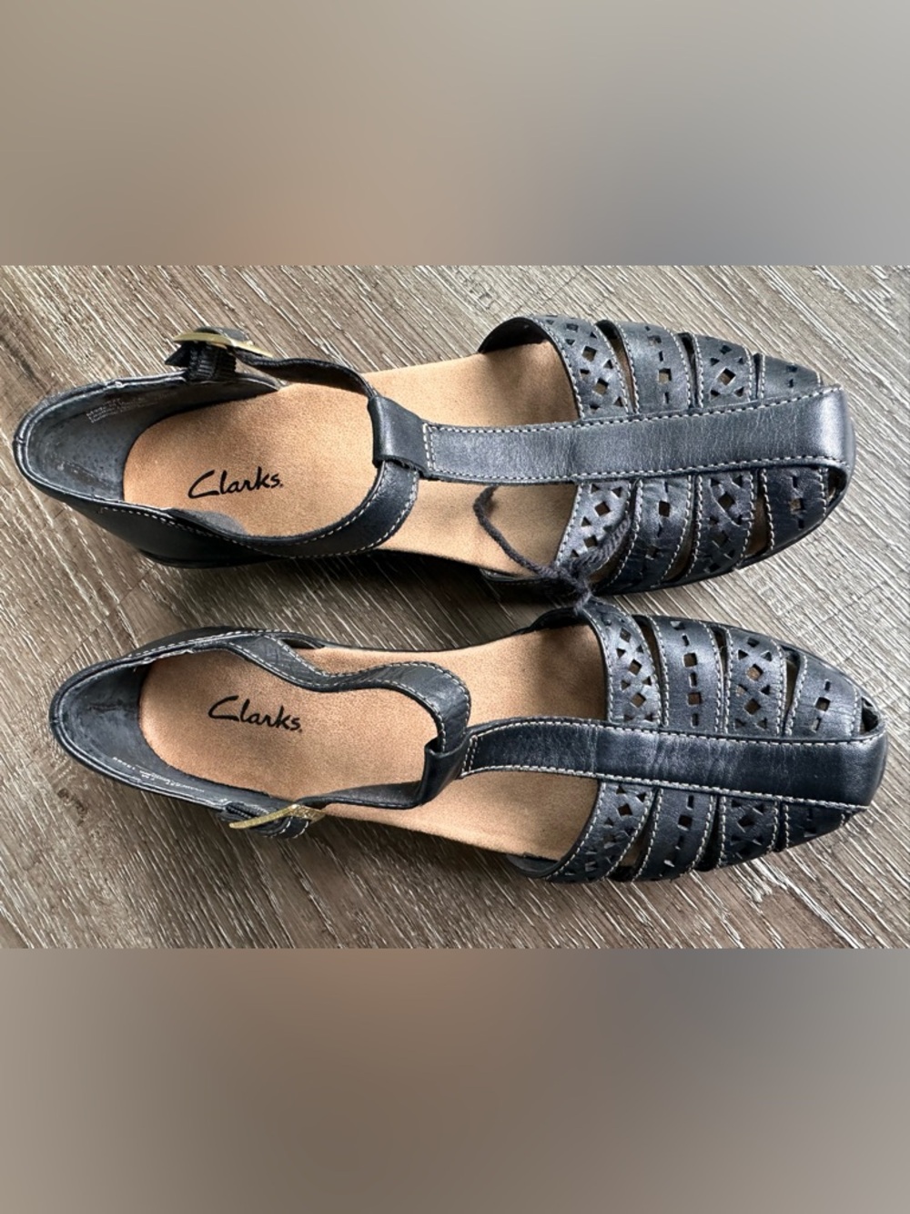 Clarks Black Leather Women's Strappy Slingback Sandals